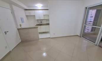 Imagem 6: Locação: Lindo apartamento com 66m² com dois dormitórios e muitos armários embutidos, anda