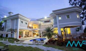 Imagem 6: Mansão no Tamboré 03 - Casa de Esquina Vendida Mobiliada!