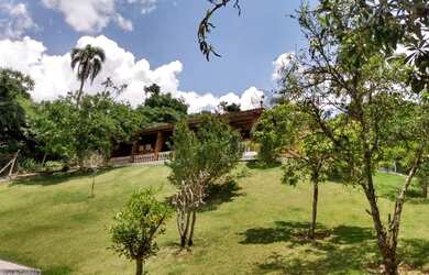 Imagem 3: Chácara com piscina 100 mil litros, 2.000 metros em Ibiúna