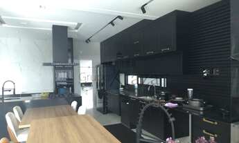 Imagem 5: Casa de condomínio para venda tem 406 metros quadrados com 4 quartos