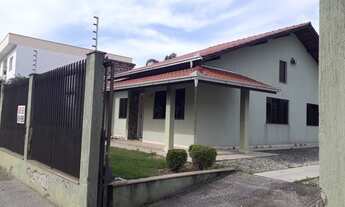 Imagem 2: Casa para venda com 4 quartos em Lídia Duarte - Camboriú - SC