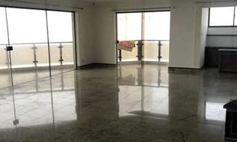 Imagem 2: Amplo apartamento nascente no Ed. Puerta do Sol