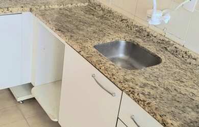 Imagem 3: Apartamento com 2 dormitórios no bairro Menino Deus