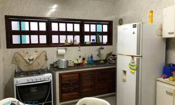 Imagem 4: Casa para Venda em Saquarema, Bacaxá, 4 dormitórios, 1 suíte, 2 banheiros, 2 vagas