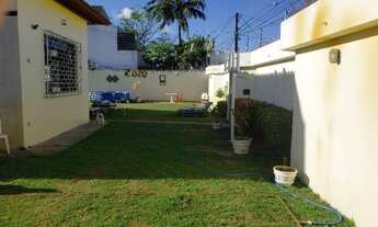 Imagem 3: Casa próximo ao colégio Espirito Santo com 980 metros quadrados Sombra