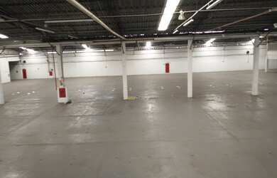 Imagem 2: Galpão/Depósito/Armazém para aluguel possui 11000 metros quadrados