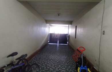 Imagem 13: São duas casas de 02 dormitórios com 03 vagas no Bairro Santana