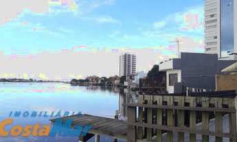 Imagem: CASA NA BEIRA RIO