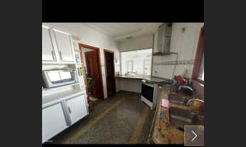 Imagem 7: Casa para venda possui 215 metros quadrados com 3 quartos