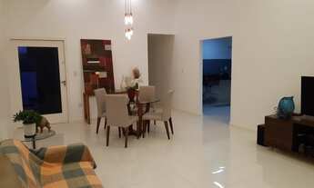 Imagem 3: EXCELENTE CASA LINEAR NO VALE DOS CRISTAIS