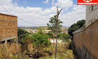 Imagem 2: Esmeraldas - Terreno Padrão - Santa Cecilia
