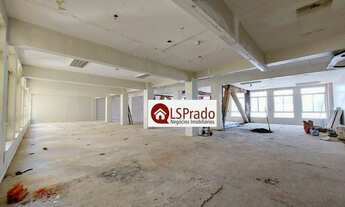 Imagem 3: Conjunto comercial ao lado do metro São Bento