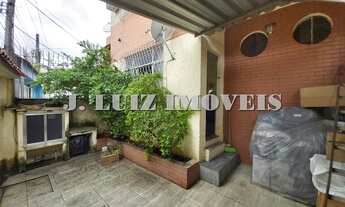 Imagem: Excelente casa duplex 2 qtos com área e