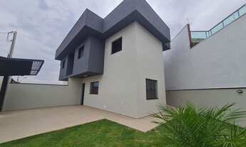 Imagem: Linda casa nova à venda em Atibaia - SP