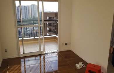 Imagem 2: Apartamento para Venda em Barueri, Jardim Tupanci, 2 dormitórios, 1 suíte, 2 banheiros, 1