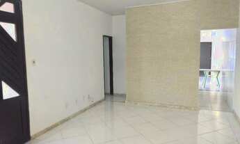 Imagem 3: Casa grande no Eduardo Gomes