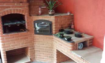 Imagem 2: Linda Chácara com 04 dormitórios sendo 01 suíte no Barro Branco - Ribeirão Pires - SP