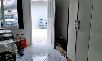 Imagem 6: Casa para venda tem 137 metros quadrados com 4 quartos em Centro - Balneário Camboriú - SC