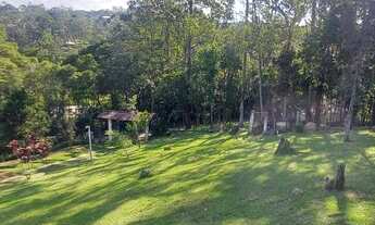 Imagem 3: Fazenda/Sítio/Chácara para venda possui 9400 metros quadrados com 3 quartos