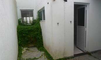 Imagem 2: Casa de condomínio sobrado para venda tem 132 metros quadrados com 3 quartos