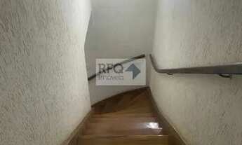 Imagem 7: Sobrado para locação com 2 suites, sacada, lavabo , quintal em ótima localização na Regia