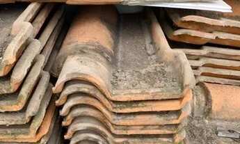 Imagem 2: VENDE-SE TELHA Casa com venda por R$1