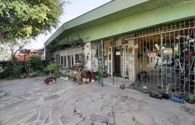 Imagem 3: Casa para Venda - 398.4m², 5 dormitórios, sendo 1 suites, 5 vagas - Guarujá