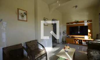 Imagem 3: Casa para Aluguel - Irajá, 2 Quartos, 360 m2