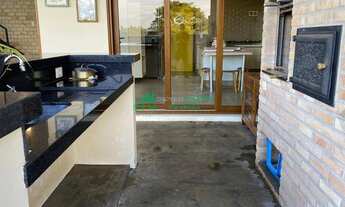 Imagem 4: Casa no estilo colonial em um conceito moderno reserva da serra