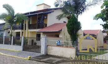 Imagem: Sobrado para venda no Balneário Piçarras