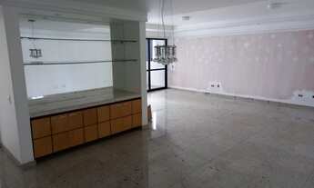 Imagem 2: Apartamento para venda tem 220 metros quadrados com 4 quartos em Boa Viagem - Recife - Per