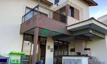 Imagem 2: Casa no estilo colonial em um conceito moderno reserva da serra