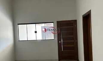 Imagem 5: Vende casa no bairro Ary Attab com 3 dormitórios sendo 1 tipo apartamento, sala 2 ambiente