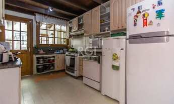 Imagem 6: Casa para Venda - 257m², 6 dormitórios, sendo 4 suites, 3 vagas - Petrópolis