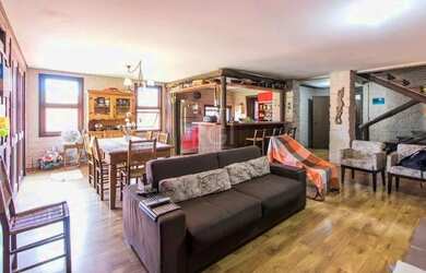 Imagem 3: Casa para Venda - 315m², 4 dormitórios, sendo 4 suites, 3 vagas - Camaquã