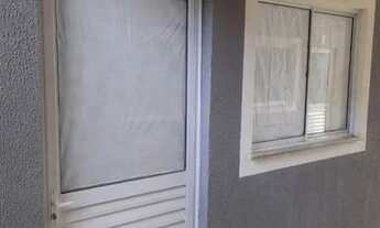 Imagem: Apartamento Térreo com área - Condomínio