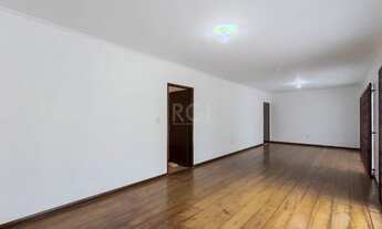 Imagem 6: Casa para Venda - 454.7m², 5 dormitórios, sendo 1 suites, 8 vagas - Teresópolis