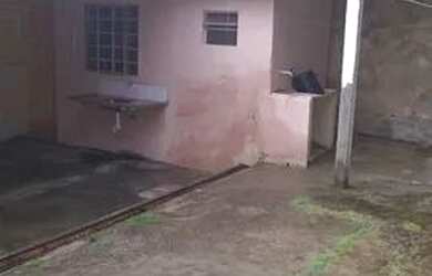 Imagem 7: Casa e barracão independente em boa localidade