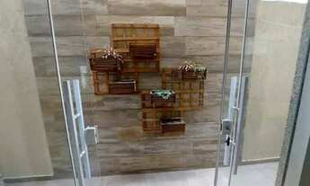 Imagem 2: Sobrado para venda possui 130 metros quadrados com 2 quartos em Alvarez - Nova Iguaçu - RJ