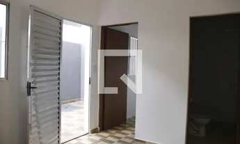 Imagem 5: Casa para Aluguel - Parque Maria Helena, 1 Quarto, 40 m2