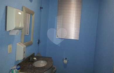 Imagem 6: Casa comercial Casa com 1 dormitório