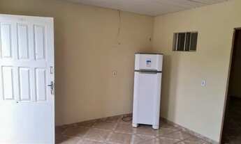 Imagem 2: Alugo Kitnet semimobiliada nos altos em frente ao Bosque da cidade