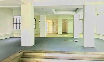 Imagem 4: AKG IMÓVEIS ALUGA LOJA NO CENTRO