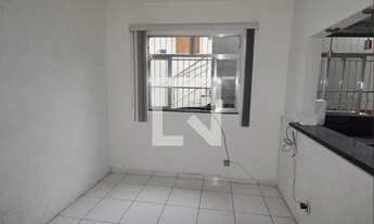 Imagem 2: Casa para Aluguel - Centenário, 2 Quartos, 120 m2