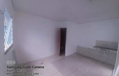 Imagem 4: Aluguel Apto de 1 quarto na Redenção<br>1 Quarto<br>Banheiro<br>Sala e C