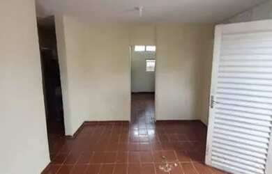 Imagem 5: Alug Casa 3qts + toda na laje, próx ao Senai e Hospital do Gama!