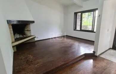 Imagem 2: Casa para Venda - 278m², 6 dormitórios, sendo 2 suites, 1 vaga - Teresópolis