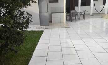 Imagem 5: Aluga-se casa na praia com piscina: Coroados, em Guaratuba-PR