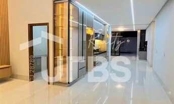 Imagem 4: Excelente casa à venda no Setor Parque Amazônia, com 395m² e localização privilegiada!