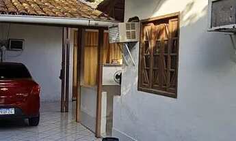 Imagem 6: Casa Laranjeiras comercial AV central